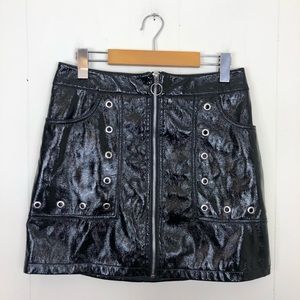 Americanino Faux Leather Zipper Skirt Sz M‎